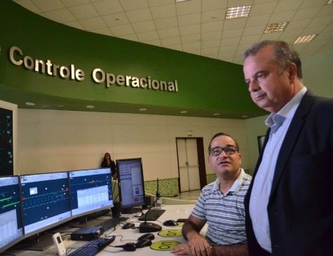 Privatização do metrô segue em andamento, diz ministro em visita ao Recife