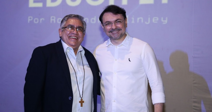 Em evento no Recife, Rossandro Klinjey pede que pais se ‘desconectem’ para diálogos com filhos