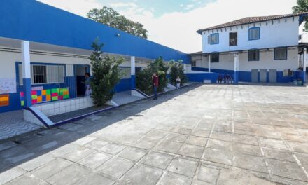 440px x 264px - Anderson Ferreira anuncia BÃ´nus Livro de R$ 4,2 milhÃµes para professores |  Pernambuco em Foco