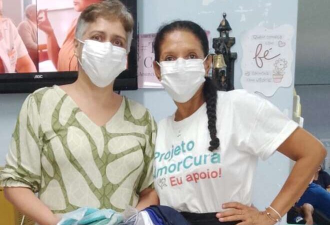 Projeto Amor Cura leva esperança para pacientes com câncer