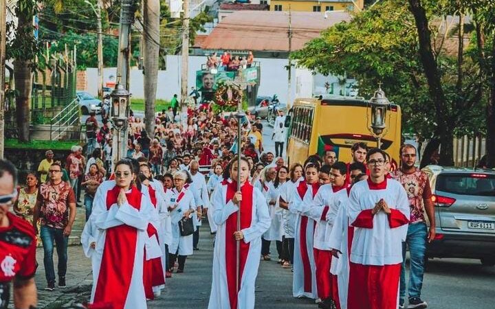 Festa da co-padroeira marca abertura do Ano Jubilar de 75 anos da Paróquia de Santa Isabel Rainha de Portugal, em paulista